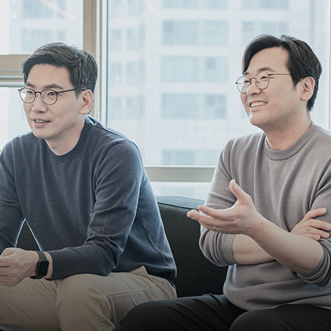 이동익, 정윤호