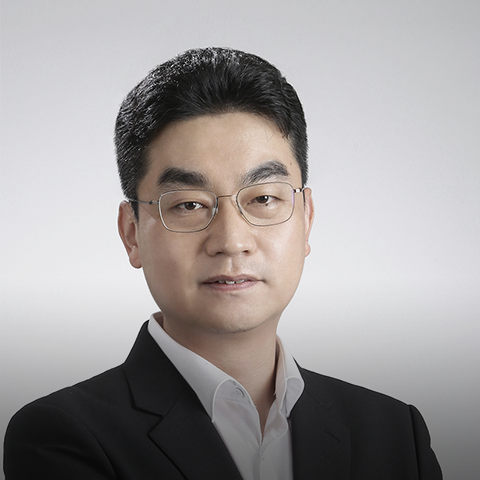 신민재